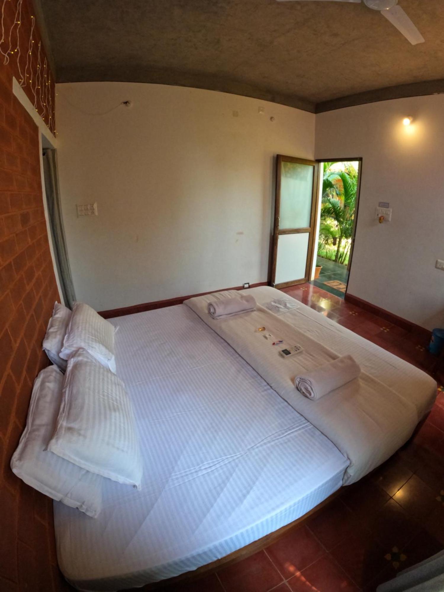 Hotel Wow Farm House Auroville Esterno foto